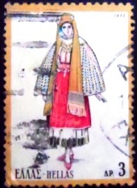 Selo postal da Grécia de 1972 Costume from the island of Nisiros