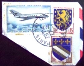 Fragmento com selos postais da França de 1967 Dassault Mystère, Troyes e Nevers