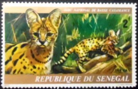 Selo postal do Senegal de 1976 Serval