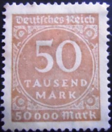 Selo da Alemanha Reich de 1923 Value in circle 50