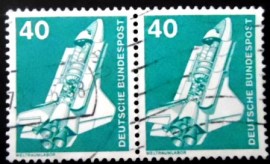 Par de selos postais da Alemanha de 1975 Space laboratory