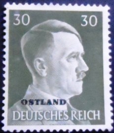 Selo postal de Ostland de 1941 Overprint OSTLAND over Hitler 30