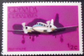 Selo postal de Granada-Grenadines de 1976 Piper Apache