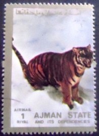 Selo de postal de Ajman de 1973 Tiger