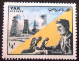 Selo da Rep. Árabe do Yemen de 1965 President Kennedy and Rocket Launch