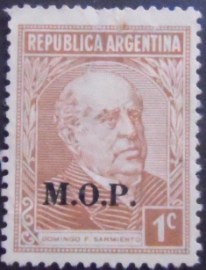 Selo da Argentina de 1935 Domingo Faustino Sarmiento ovpt. M.O.P.
