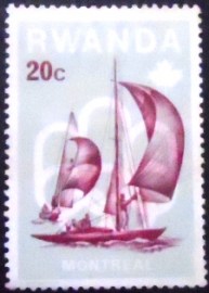 Selo postal de Ruanda de 1976 Sailing