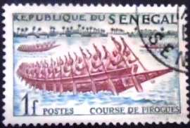Selo postal do Senegal de 1961 Pirogues racing