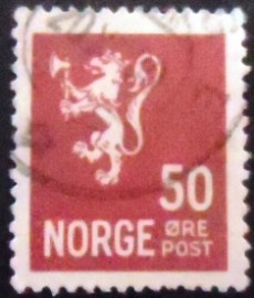 Selo postal da Noruega de 1927 Lion type II 50
