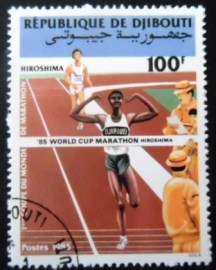 Selo postal de Djibouti de 1985 Approaching Finish