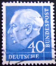 Selo postal da Alemanha de 1958 Prof. Dr. Theodor Heuss 40