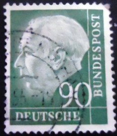 Selo postal da Alemanha de 1959 Theodor Heuss 90