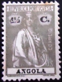 Selo postal da Angola de 1922 Ceres 4½