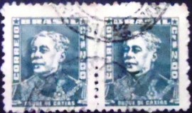 Par de selos postais do Brasil de 1956 Duque de Caxias 2