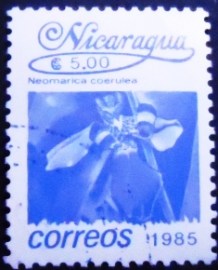Selo postal da Nicarágua de 1986 Neomarica coerulea