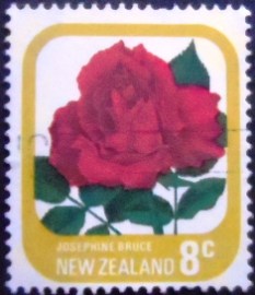 Selo postal da Nova Zelândia de 1976 Rose Josephine Bruce 14½x14¾