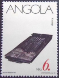 Selo postal da Angola de 1991 Kissange