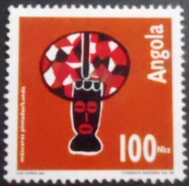 Selo postal da Angola de 1992 Art Quioca