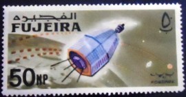 Selo postal de Fujeira de 1966 Communications satellite Relay