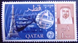 Selo postal do Qatar de 1965 Eiffel Tower and Telstar 1