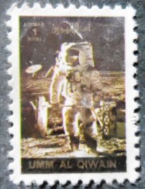 Selo postal de Umm Al Qwain de 1972 Astronaut on Moon