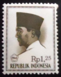 Selo postal da Indonésia de 1966 President Sukarno 1.25