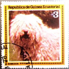 Selo postal da Guinea Ecuatorial de 1978 Komondor