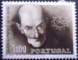 Selo postal de Portugal de 1960 Father Cruz