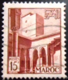 Selo postal do Marrocos de 1951 Patio Oudayas