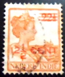 Selo postal Índias Holandesas de 1921 Queen Wilhelmina overprinted 12½