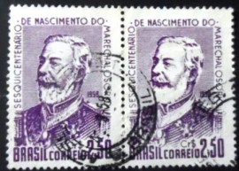 Par de selos postais do Brasil de 1958 Marechal Osório
