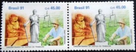 Par de selos postais de 1991 Justiça do Trabalho