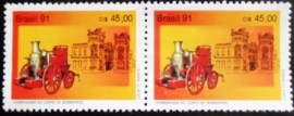 Par de selos postais do Brasil de 1991 Corpo de Bombeiros SP