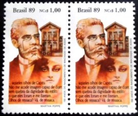 Par de selos postais do Brasil de 1989 Machado de Assis