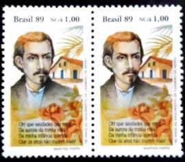 Par de selos postais do Brasil de 1989 Casemiro de Abreu