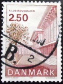 Selo postal da Dinamarca de 1983 Kildeskovshallen Recreation Centre