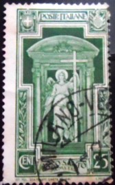 Selo postal da Itália de 1933 Angel Carrying the Cross