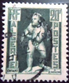 Selo postal da Argélia de 1952 Child with Eagle  20