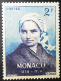 Selo postal de Monaco de 1958 Bernadette Soubirous