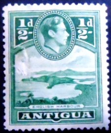 Selo postal de Antigua de 1938 English Harbour ½