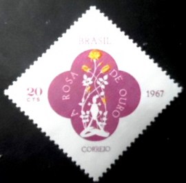 Selo postal do Brasil de 1967 Rosa de Ouro - C 576 N