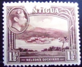 Selo postal de Antigua de 1943 Nelson's dockyard