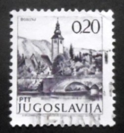 Selo postal da Iugoslávia de 1972 Church and bridge in Bohinj