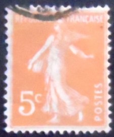 Selo postal da França de 1920 Semeuse fond plein sans sol 5
