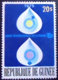 Selo postal da Guiné de 1976 International Year of the Woman 20
