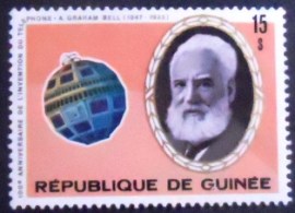 Selo postal da Guiné de 1976 A.G. Bell and satelit TELSTAR