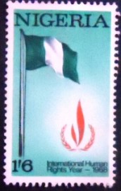 Selo postal da Nigéria de 1968 Flag of Nigeria and human rights flame