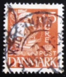 Selo postal da Dinamarca de 1927 Sailship 35