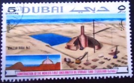 Selo postal de Dubai de 1969 Underwater storage tank construction