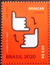 Selo postal do Brasil de 2020 Brincar em Libras